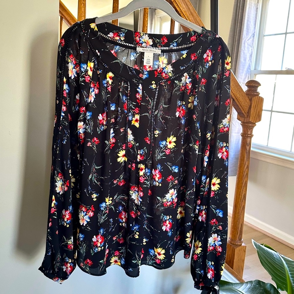 White House | Black Market Blouse